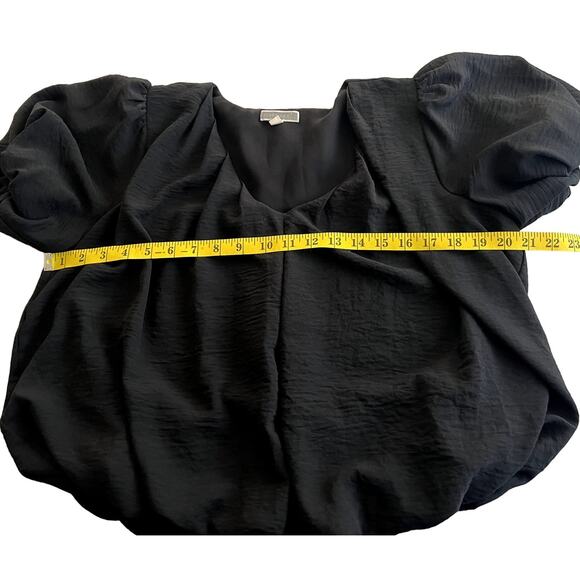 Pleione Cropped Top Women Medium Black Polyester Bubble Sleeve V Neck Blouse - Picture 6 of 10